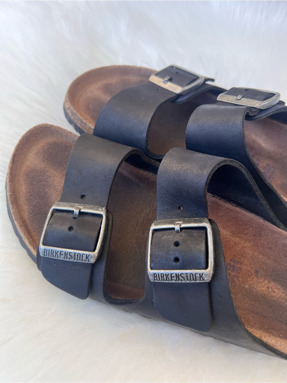 Birkenstock Arizona Women's Sandals 
Sz 39 US 8 - 8.5  Black - Picture 14 of 14